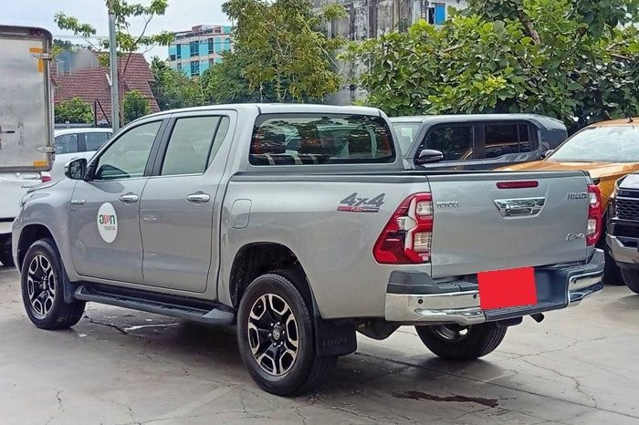 REVO 4WD 2021 2.8 HIGHT AT DOUBLE CAB SILVER  6682 full
