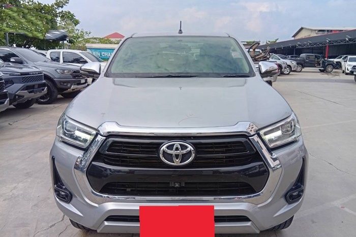 REVO 4WD 2021 2.8 HIGHT AT DOUBLE CAB SILVER  6682 full