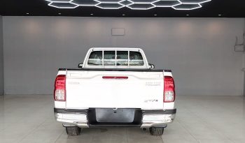 REVO 2WD 2021 2.4J MT STANDARD WHITE  6835 full