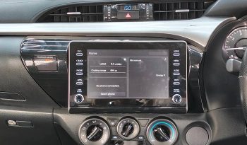 REVO PRE 2023 2.4 MID AT DOUBLE CAB WHITE 7394 full