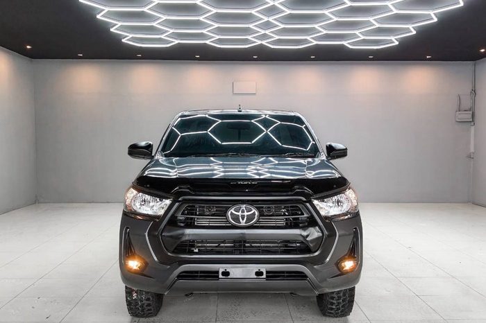 REVO 2WD 2021 2.4J MT STANDARD DARK GREY  7504 full