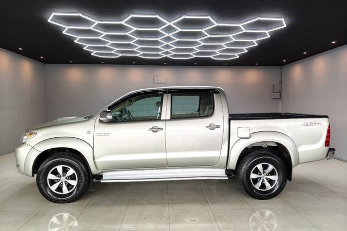 VIGO 4WD 2006 2.5E MT DOUBLE CAB SILVER  7510 full