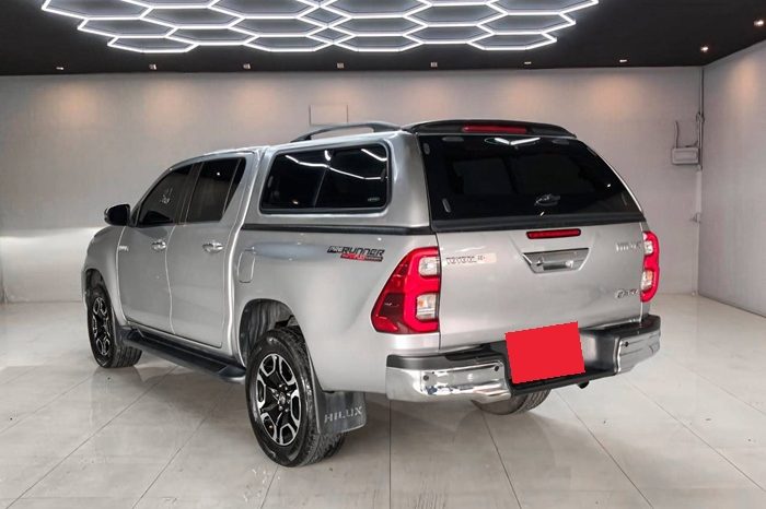REVO PRE 2021 2.4 HIGHT AT DOUBLE CAB SILVER  8757 full