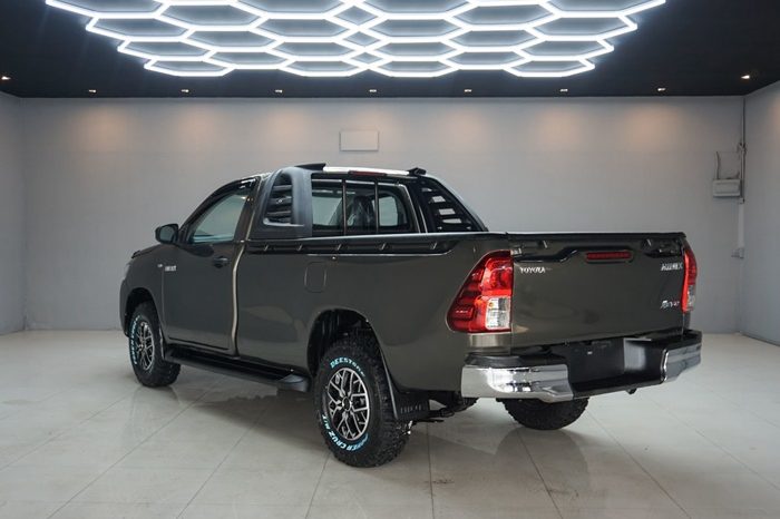 REVO 2WD 2021 2.4J MT STANDARD BRONZE  913 full