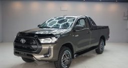 REVO 2WD 2021 2.4J MT STANDARD BRONZE  913