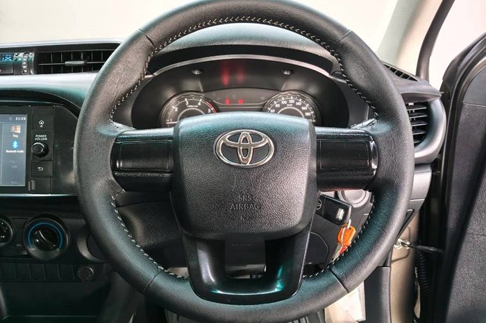 REVO 2WD 2021 2.4J MT STANDARD BRONZE  930 full